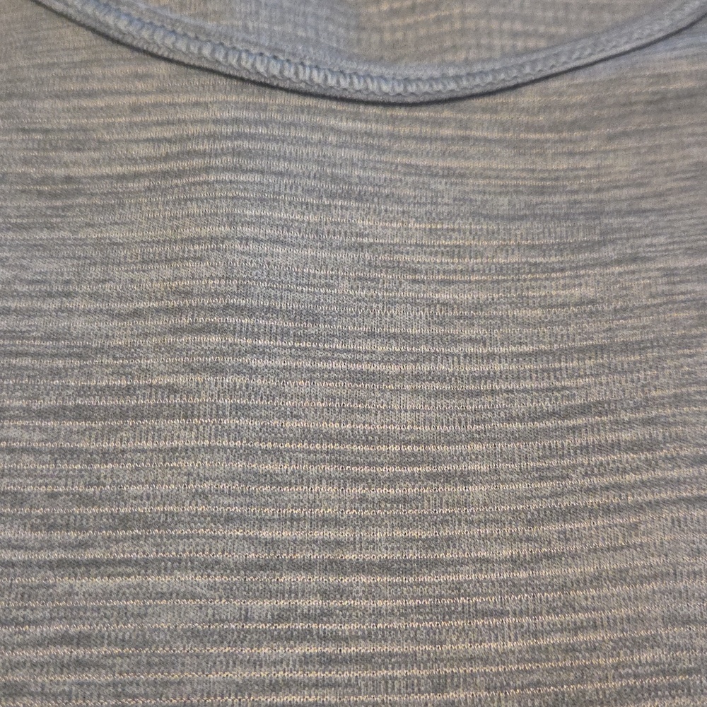 Patagonia Capilene Cool Lightweight Women's Tee in Heather Gray - Picture 9 of 9